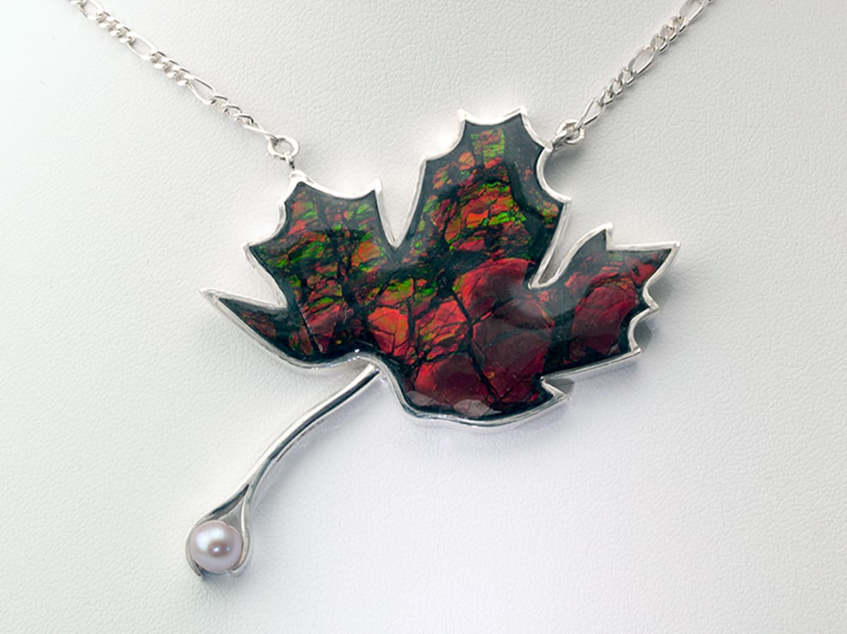 maple-leaf-ammolite-pearl-grandma-4-3
